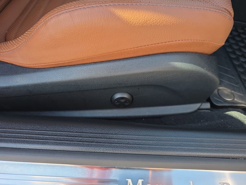 Used 2021 Mercedes-Benz C 300 C 300 image 40