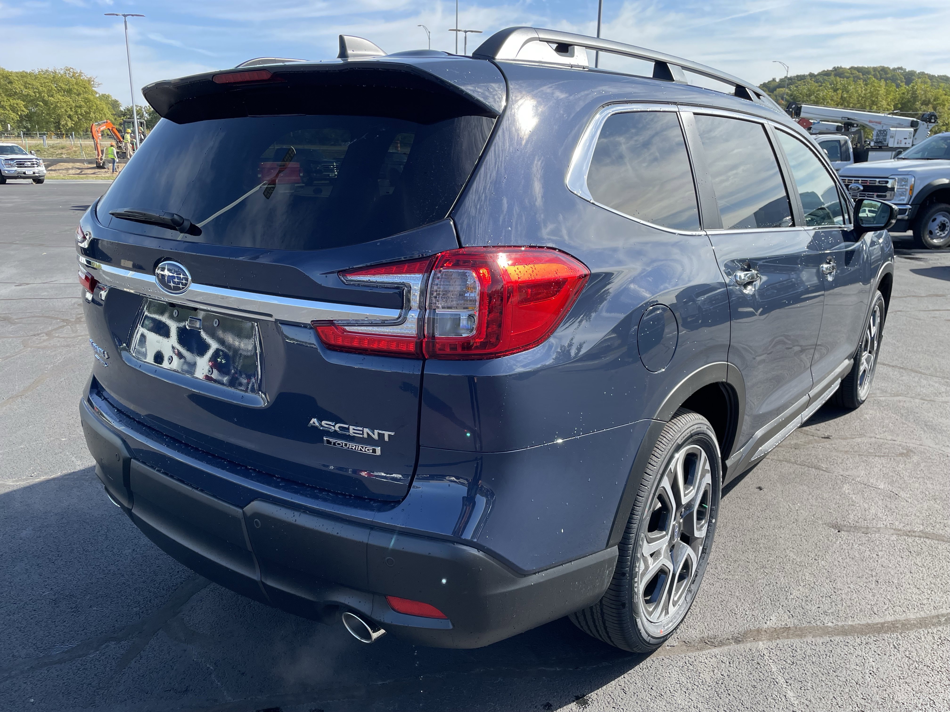 New 2025 Subaru Ascent Touring image 8