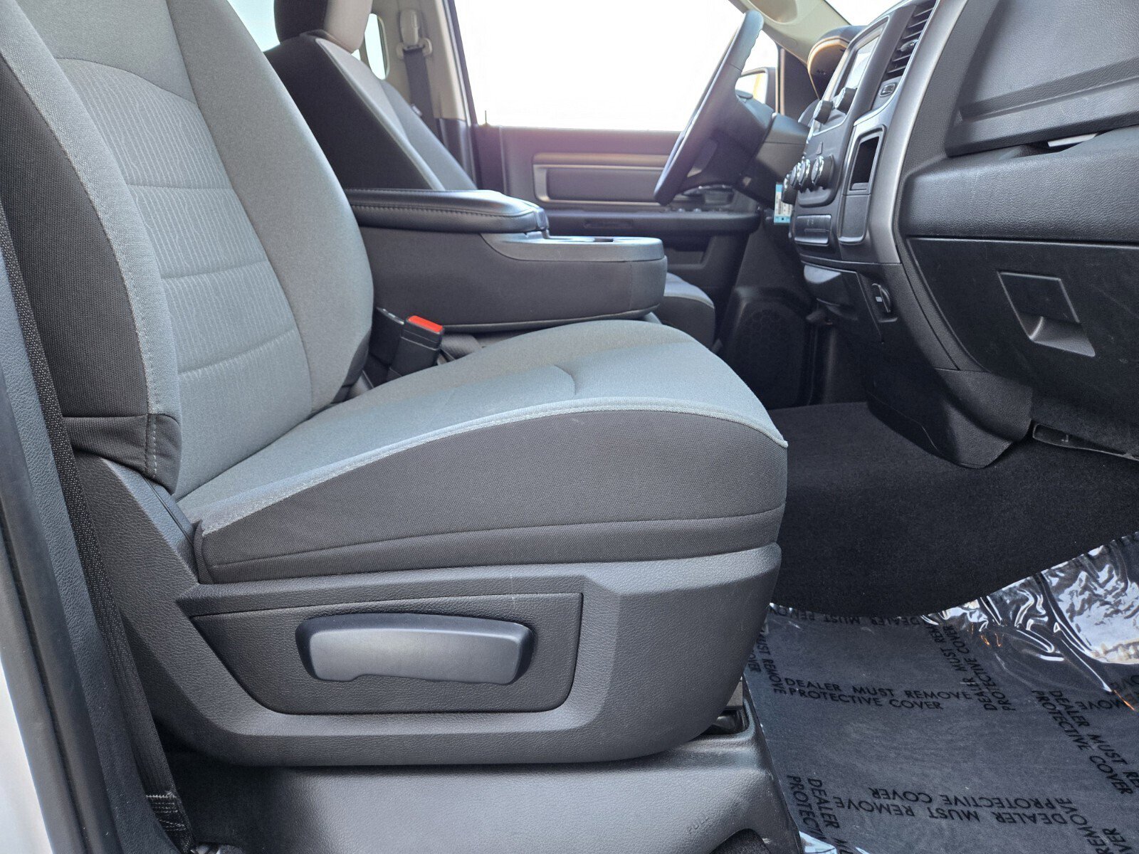 Used 2024 RAM 1500 Classic SLT image 13