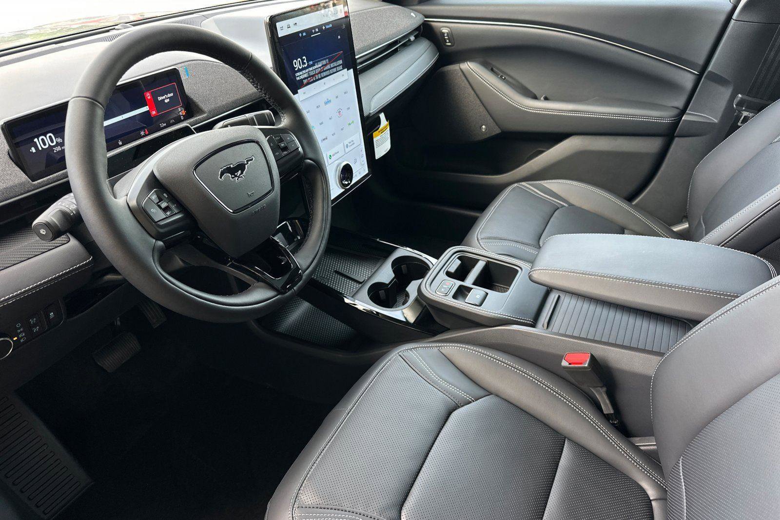 New 2025 Ford Mustang Mach-E Premium image 7