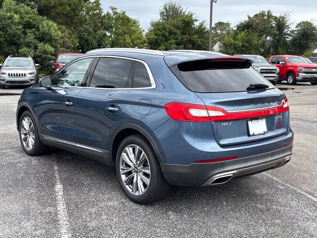 Used 2018 Lincoln MKX Reserve w/ Driver Assistance Package AWD/4WD image 18