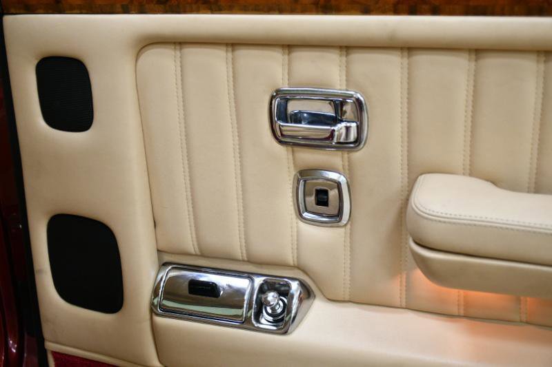 Used 1998 Bentley Brooklands Long Wheelbase RWD image 67
