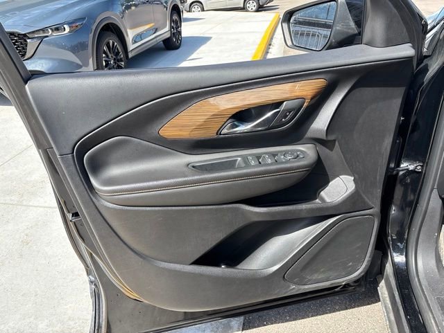 Used 2020 GMC Terrain SLE w/ Driver Convenience Package FWD image 16