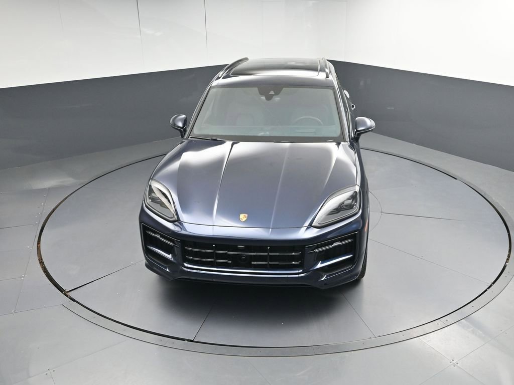 Certified 2026 Porsche Cayenne GTS image 33