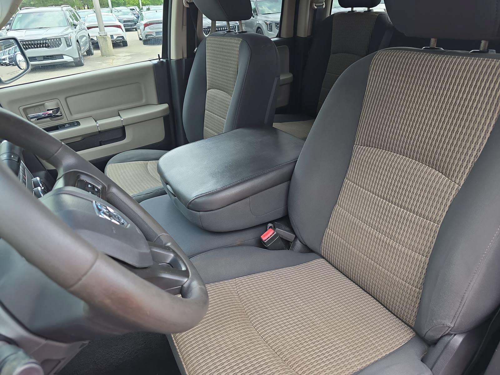 Used 2012 RAM 1500 Classic SLT AWD/4WD image 16