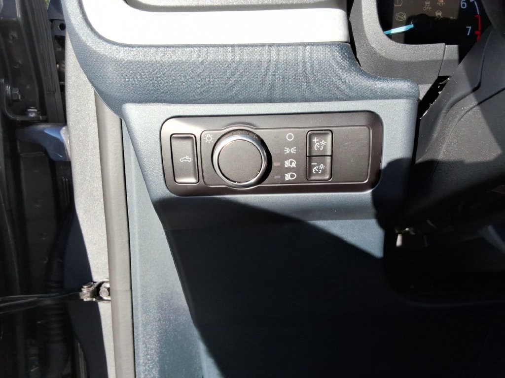 Used 2023 Ford Maverick XLT FWD image 33