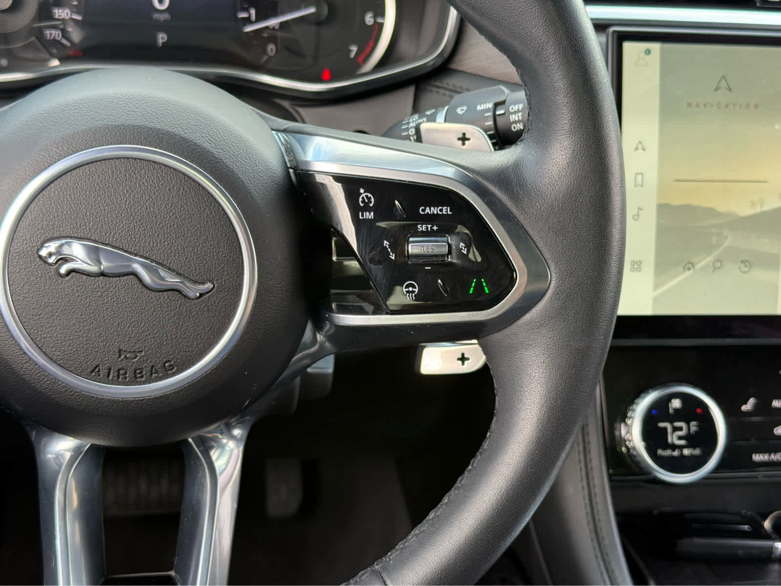 Used 2023 Jaguar F-PACE S image 27