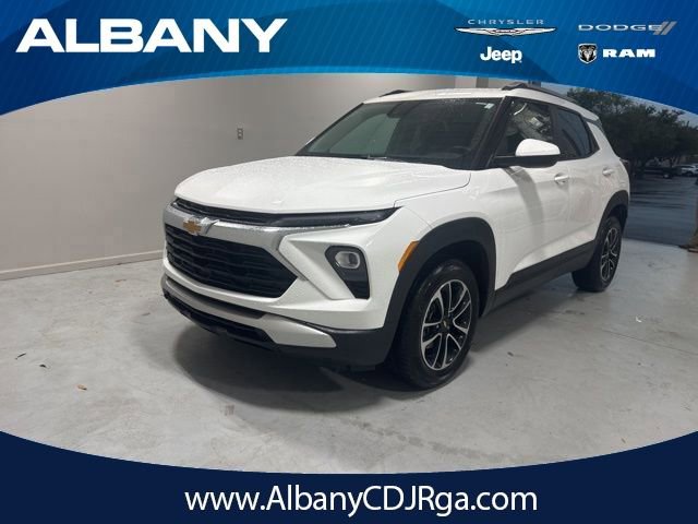 Used 2024 Chevrolet TrailBlazer LT w/ Convenience Package image 1