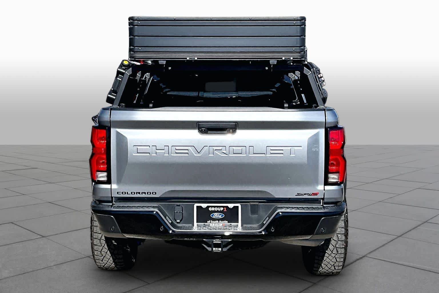 Used 2026 Chevrolet Colorado ZR2 w/ Technology Package AWD/4WD image 5
