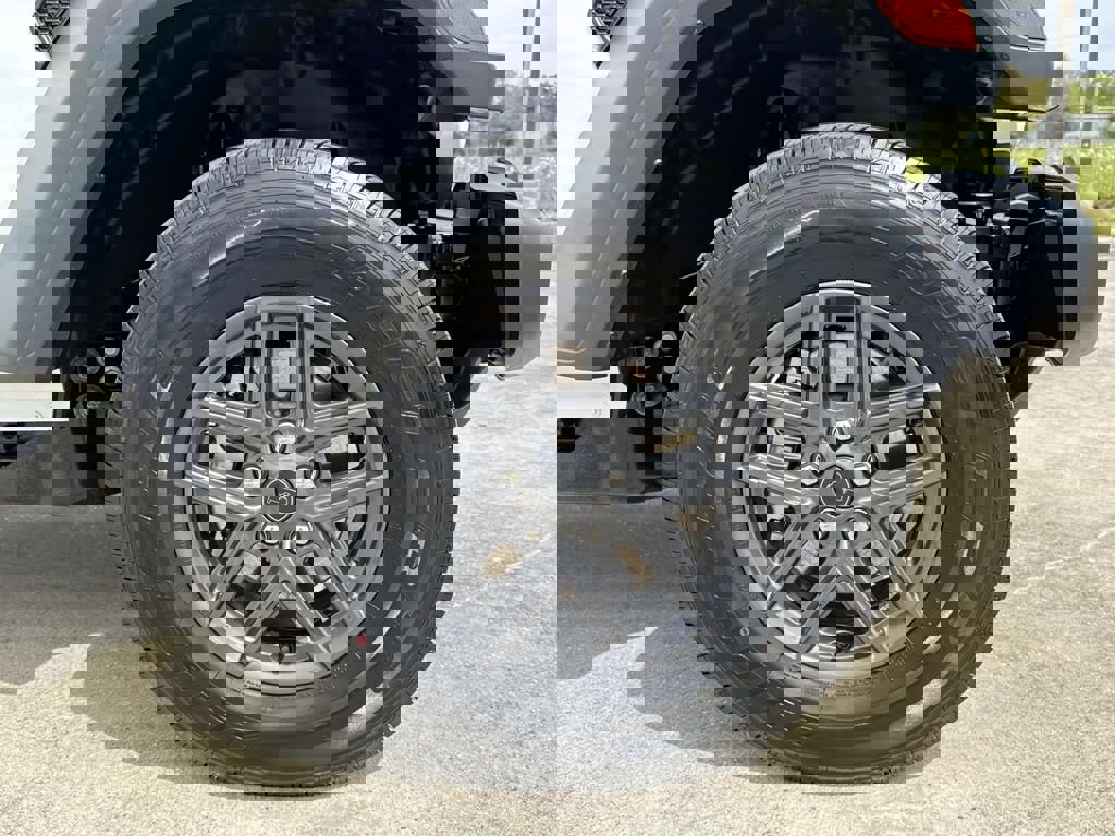 New 2026 Jeep Gladiator Sport image 17