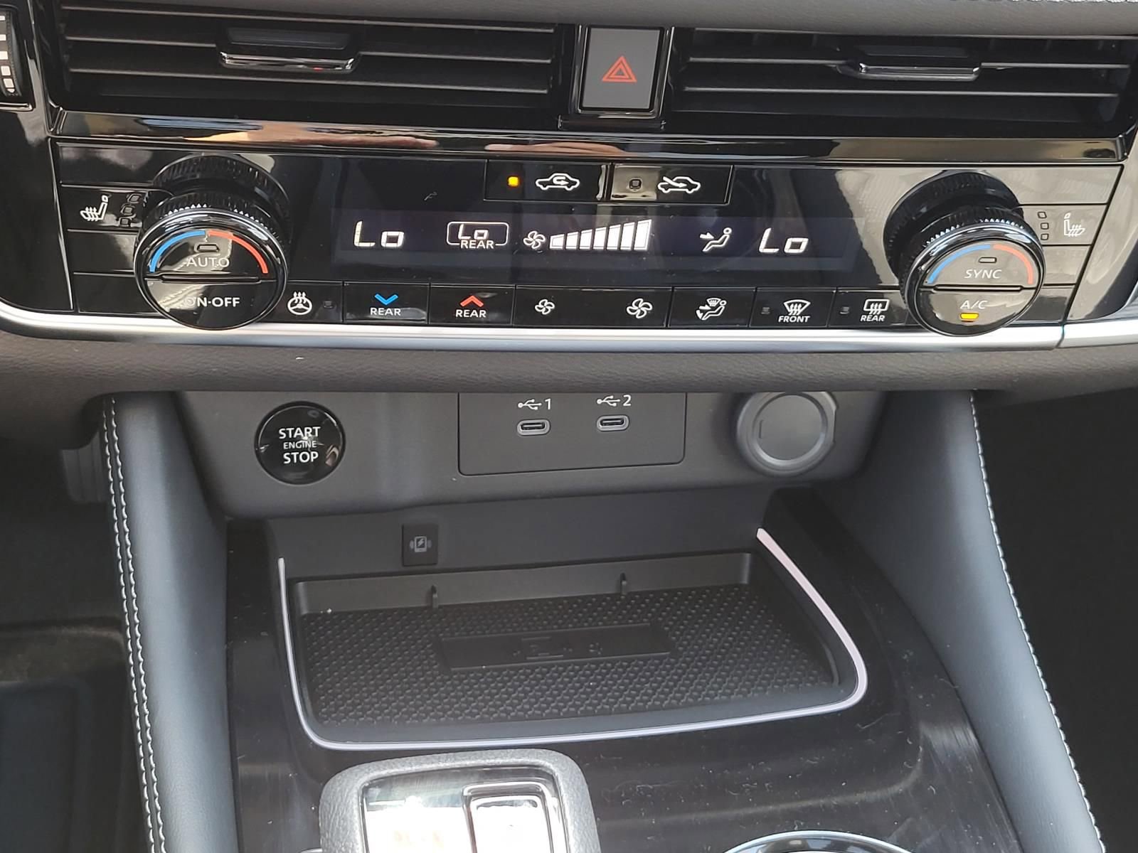 New 2026 Nissan Rogue Platinum image 24