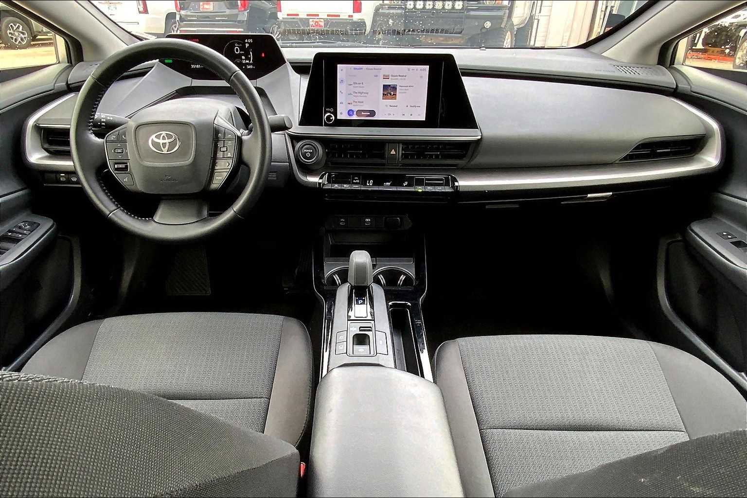 Used 2024 Toyota Prius XLE image 29