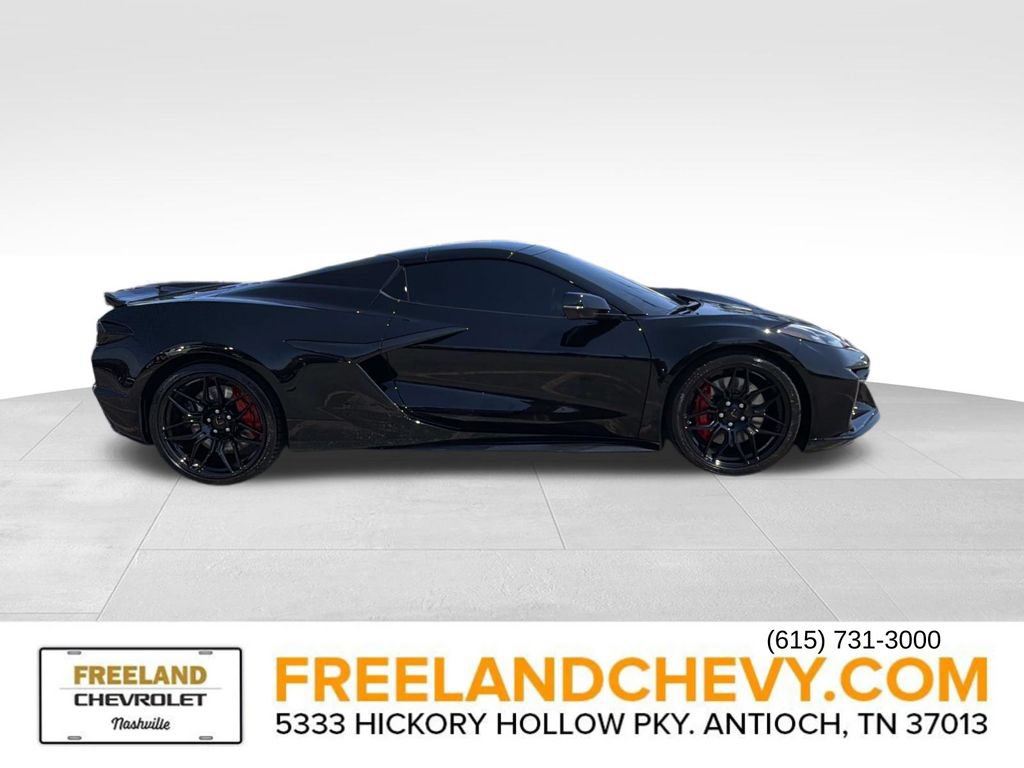 Used 2025 Chevrolet Corvette Z06 RWD video 2