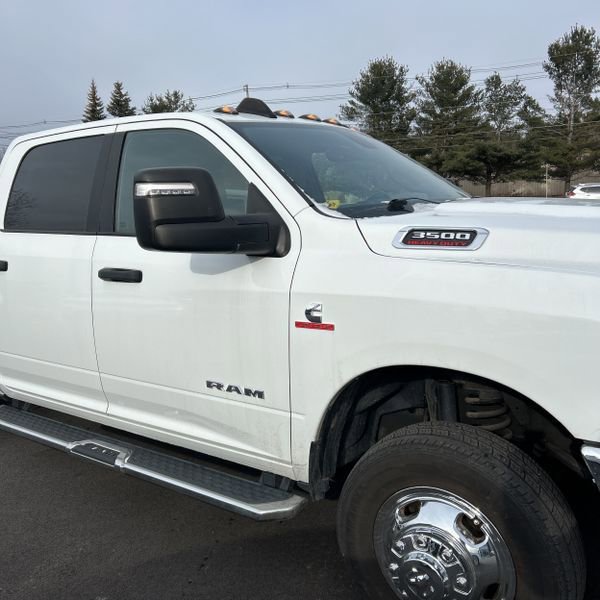 Used 2023 RAM 3500 Big Horn w/ Level 1 Equipment Group image 15