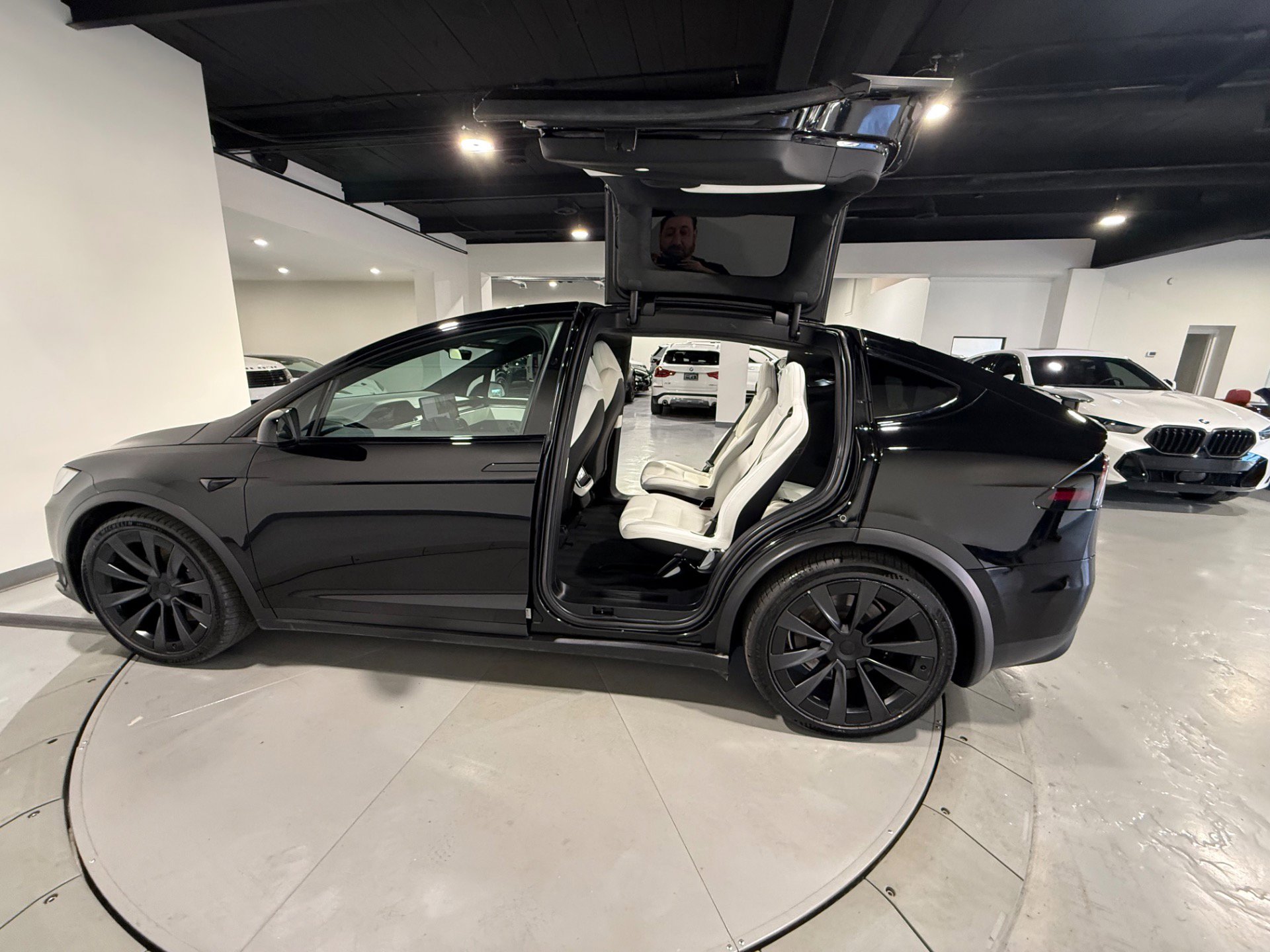 Used 2022 Tesla Model X Plaid image 56