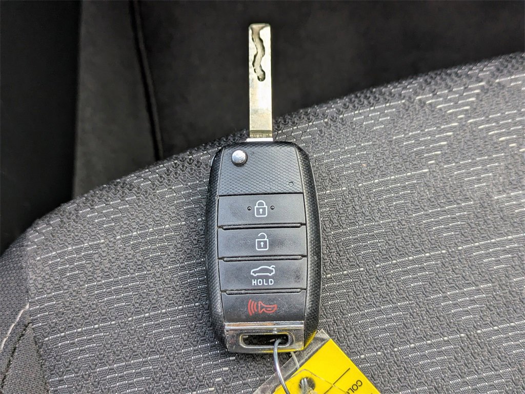 Used 2020 Kia Rio S image 27
