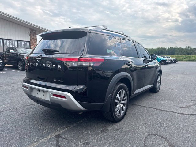 Used 2022 Nissan Pathfinder SL AWD/4WD image 15