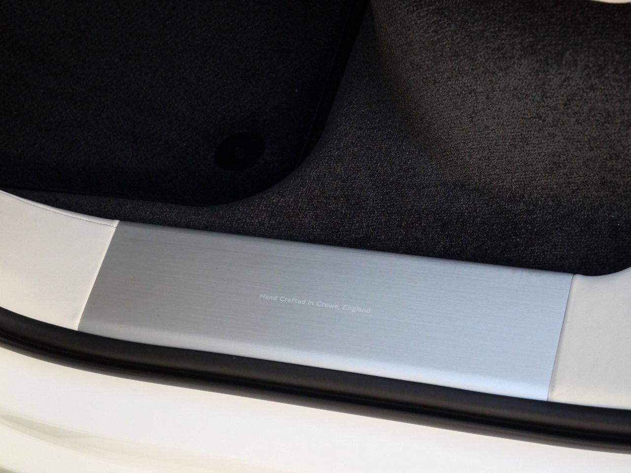 New 2025 Bentley Bentayga Plug-In Hybrid image 20