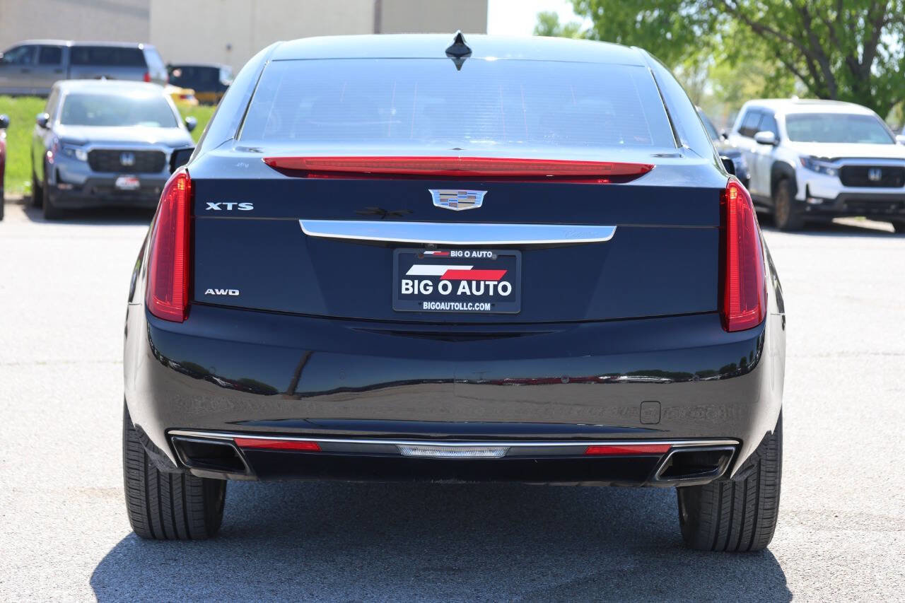 Used 2017 Cadillac XTS Luxury w/ Driver Awareness Package AWD/4WD image 10
