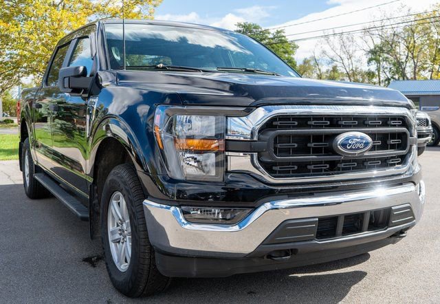 Used 2023 Ford F150 XLT image 4