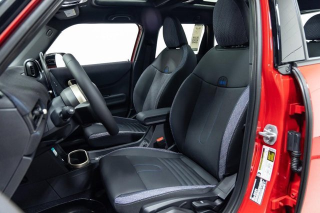 Certified 2026 MINI Cooper 4-Door Hardtop FWD image 19
