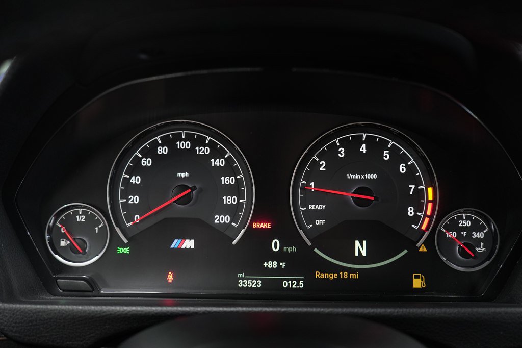 Used 2018 BMW M3 RWD image 34