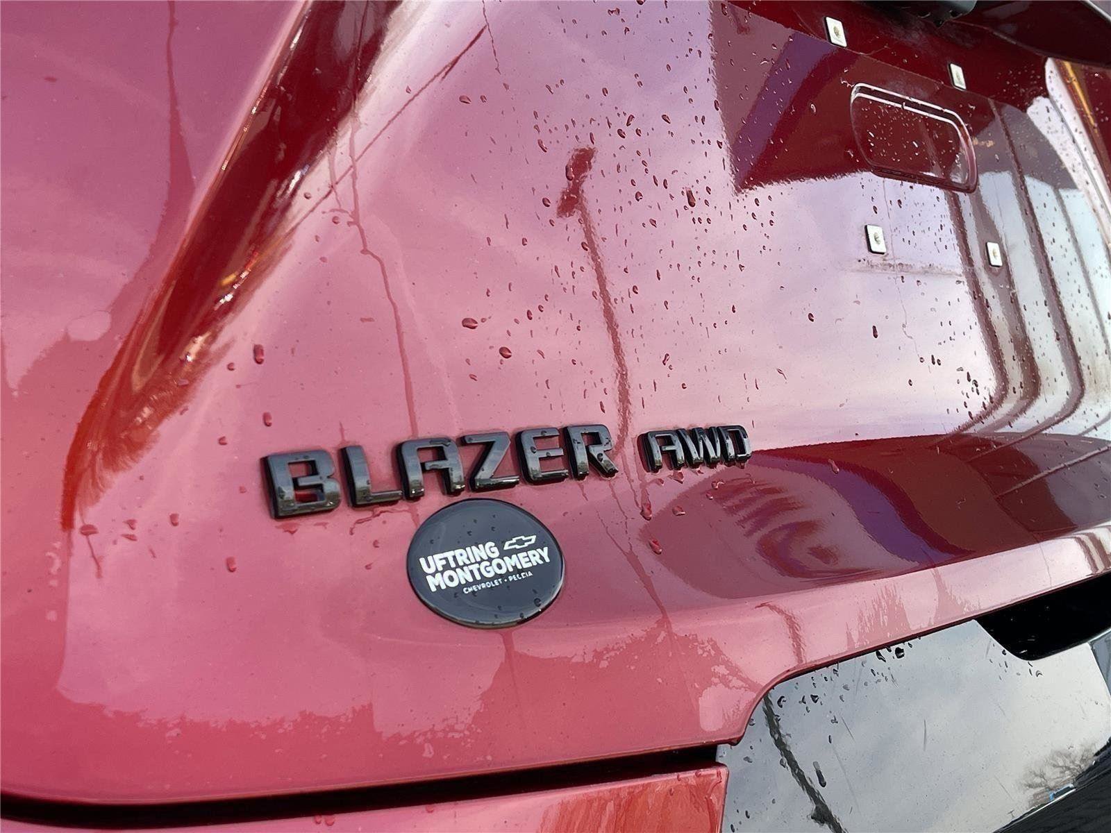 Used 2023 Chevrolet Blazer RS w/ Driver Confidence II Package AWD/4WD image 12