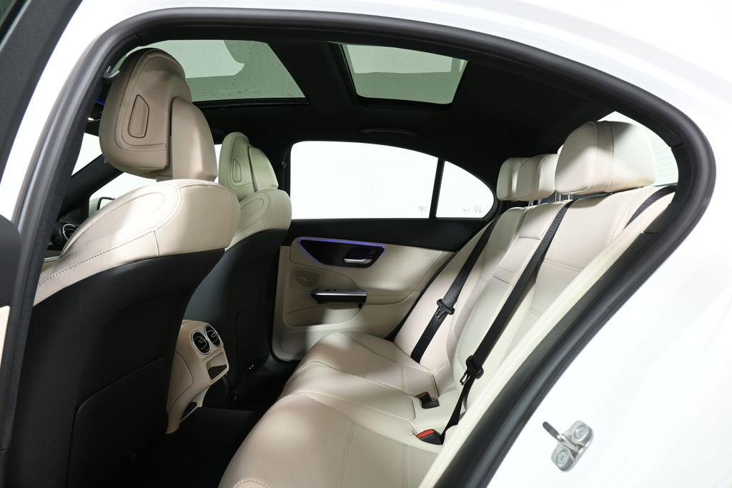 Certified 2025 Mercedes-Benz C 300 4MATIC Sedan image 31