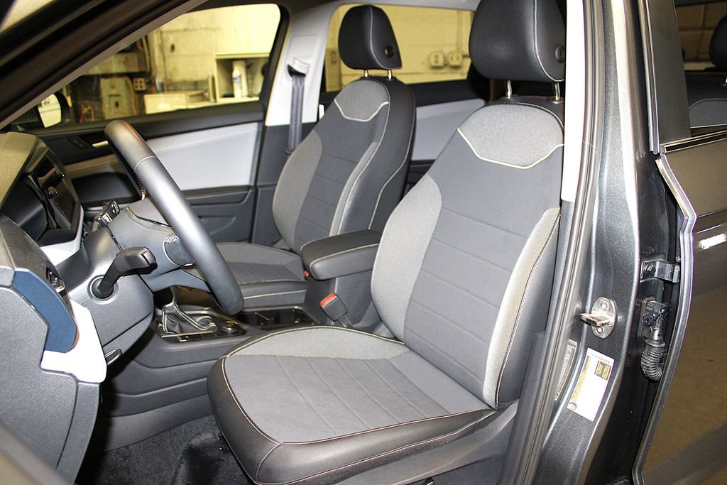 Used 2024 Volkswagen Taos SE AWD/4WD image 25