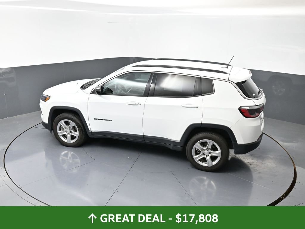 Used 2023 Jeep Compass Latitude image 48