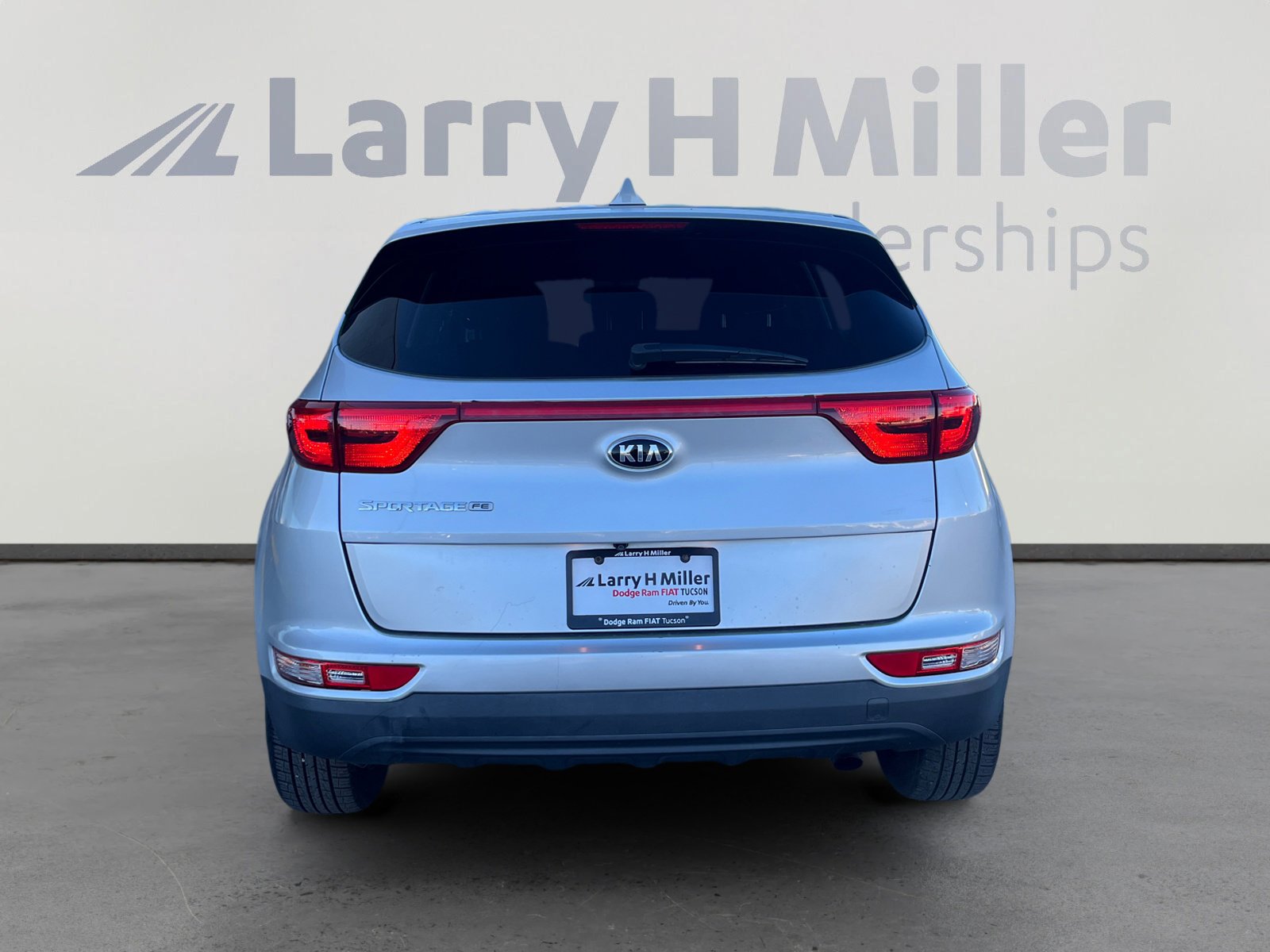 Used 2018 Kia Sportage LX image 4