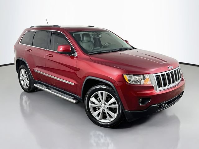 Used 2013 Jeep Grand Cherokee Laredo AWD/4WD image 3