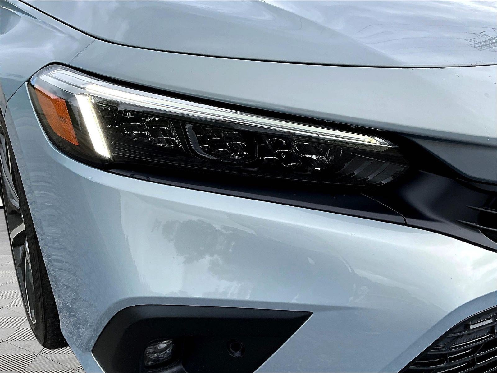 Used 2022 Honda Civic Touring image 30