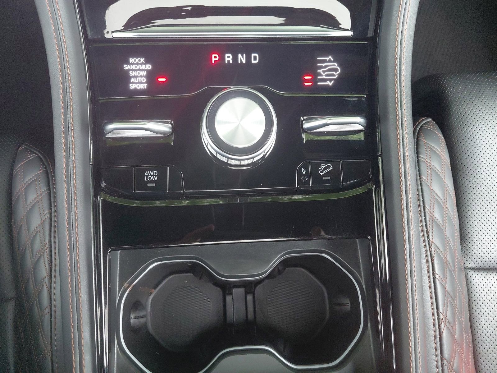 Used 2023 Jeep Grand Cherokee L Summit AWD/4WD image 24
