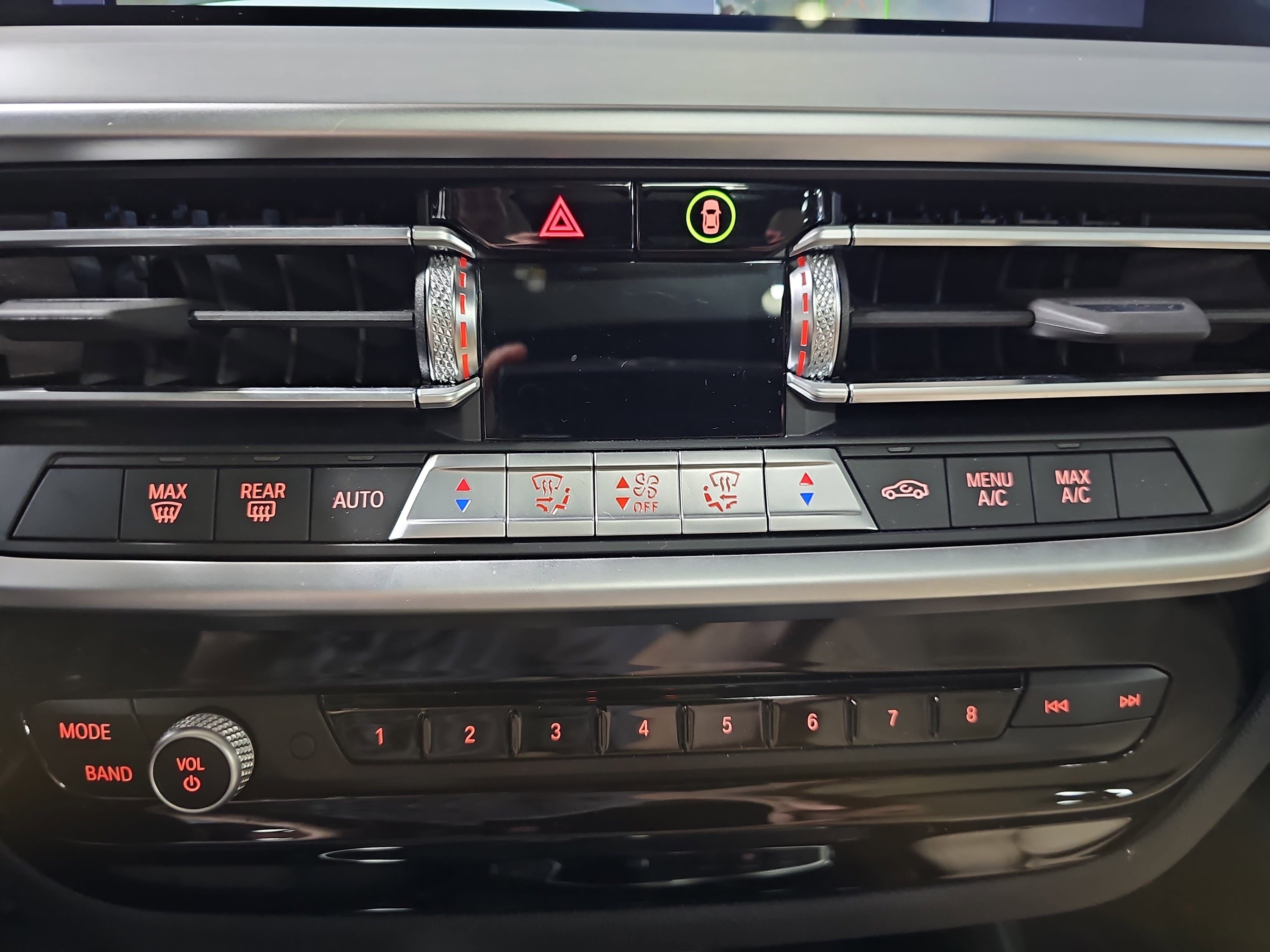 Used 2023 BMW X3 sDrive30i w/ Convenience Package image 22