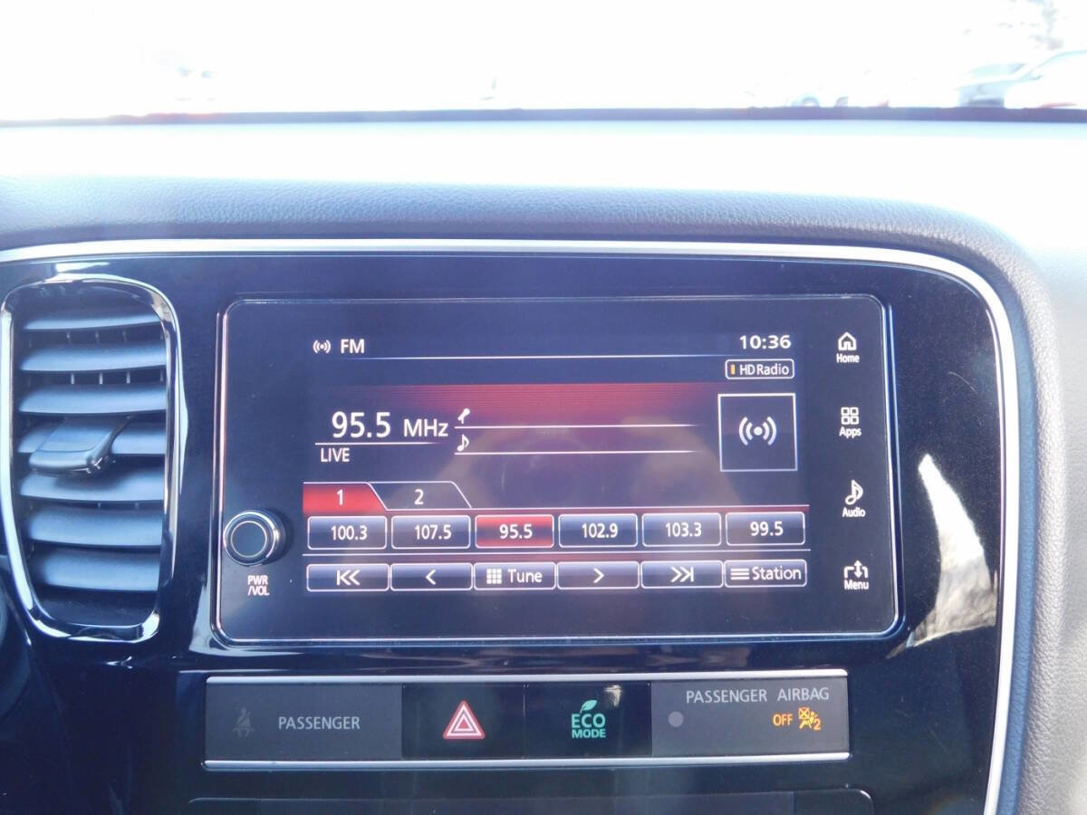 Used 2019 Mitsubishi Outlander LE image 13