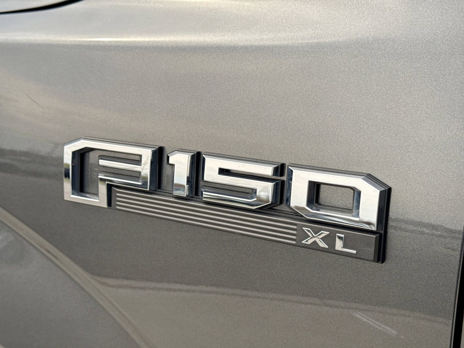 Used 2016 Ford F150 XL w/ Equipment Group 101A Mid AWD/4WD image 15