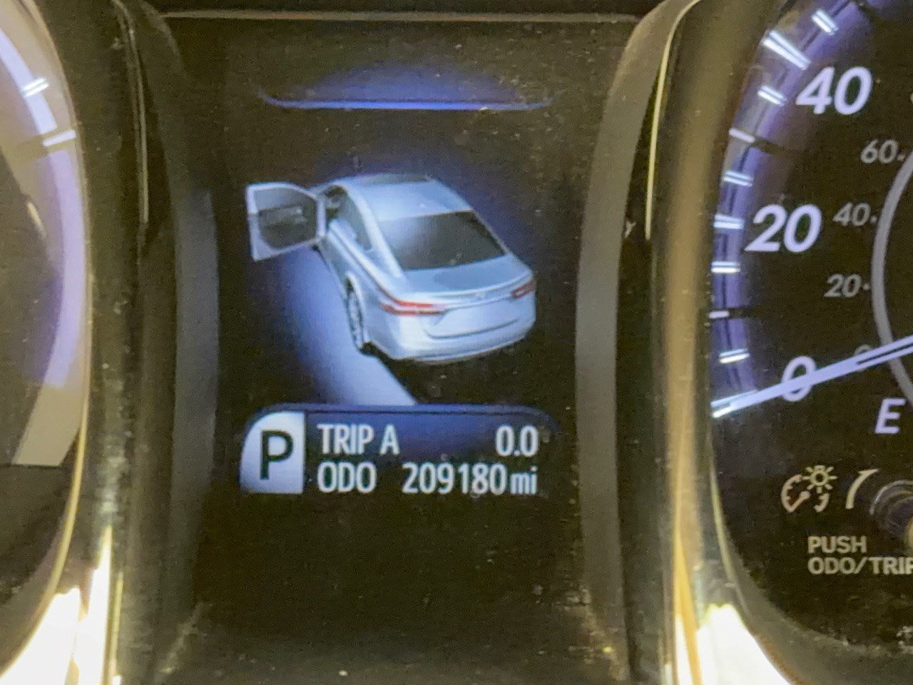 Used 2014 Toyota Avalon Limited FWD image 26