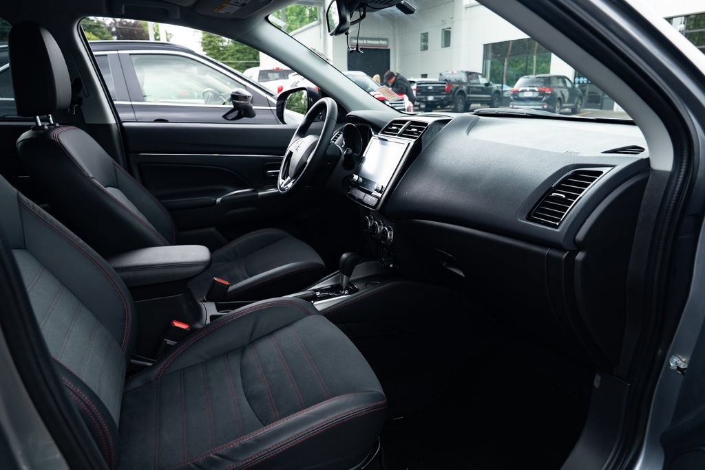 Used 2022 Mitsubishi Outlander Sport SE FWD image 26
