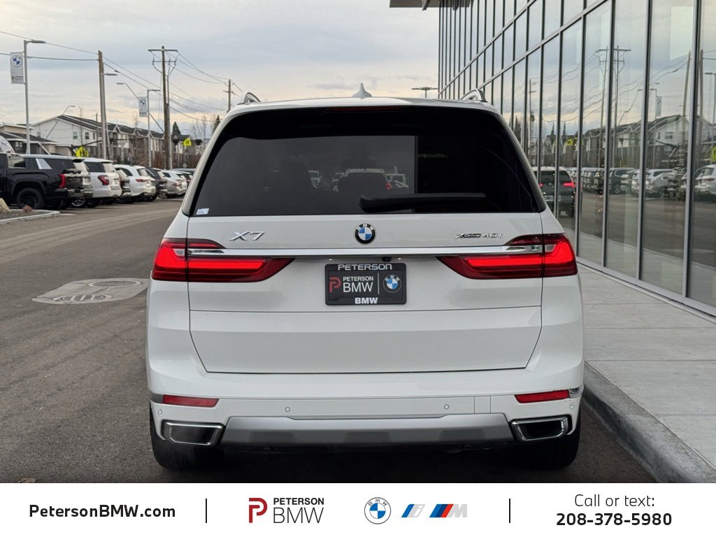 Used 2022 BMW X7 xDrive40i w/ Premium Package image 5