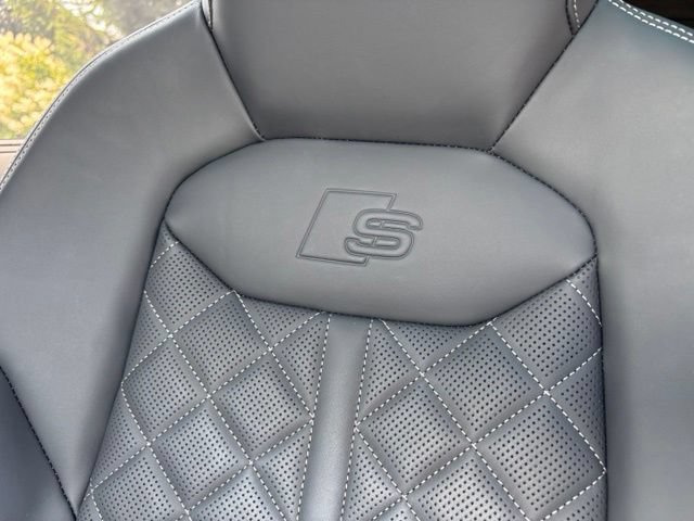 Used 2024 Audi SQ7 Prestige AWD/4WD image 36