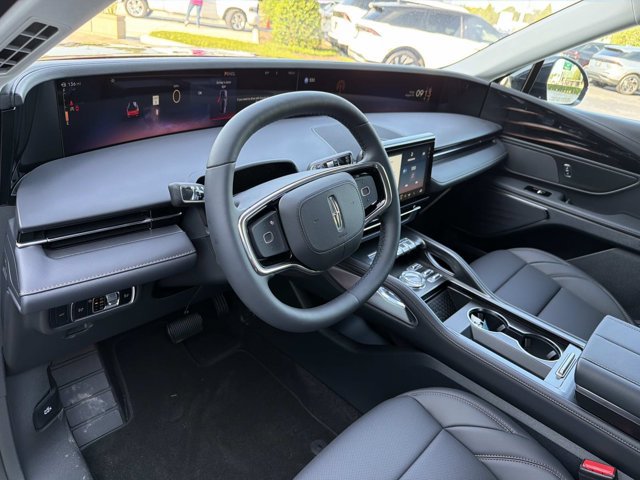 New 2026 Lincoln Nautilus Premier AWD/4WD image 13