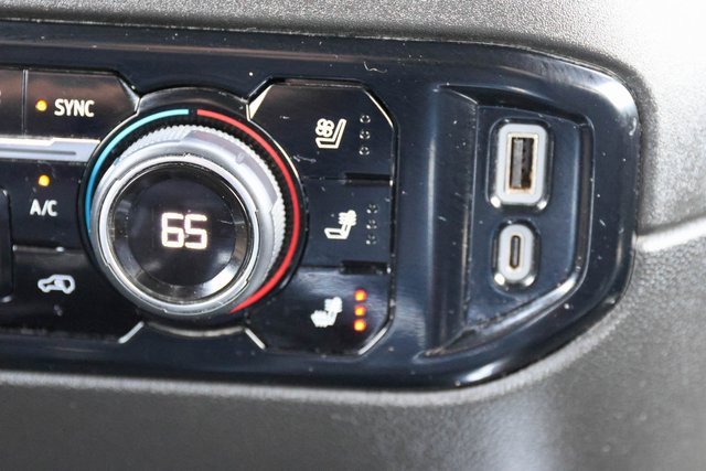 Used 2023 Chevrolet Silverado 1500 High Country w/ Technology Package image 28