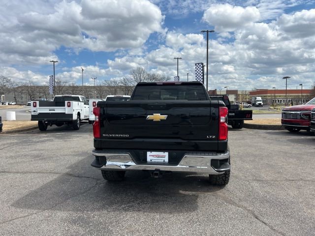 Used 2024 Chevrolet Silverado 1500 LTZ w/ LTZ Convenience Package II image 4