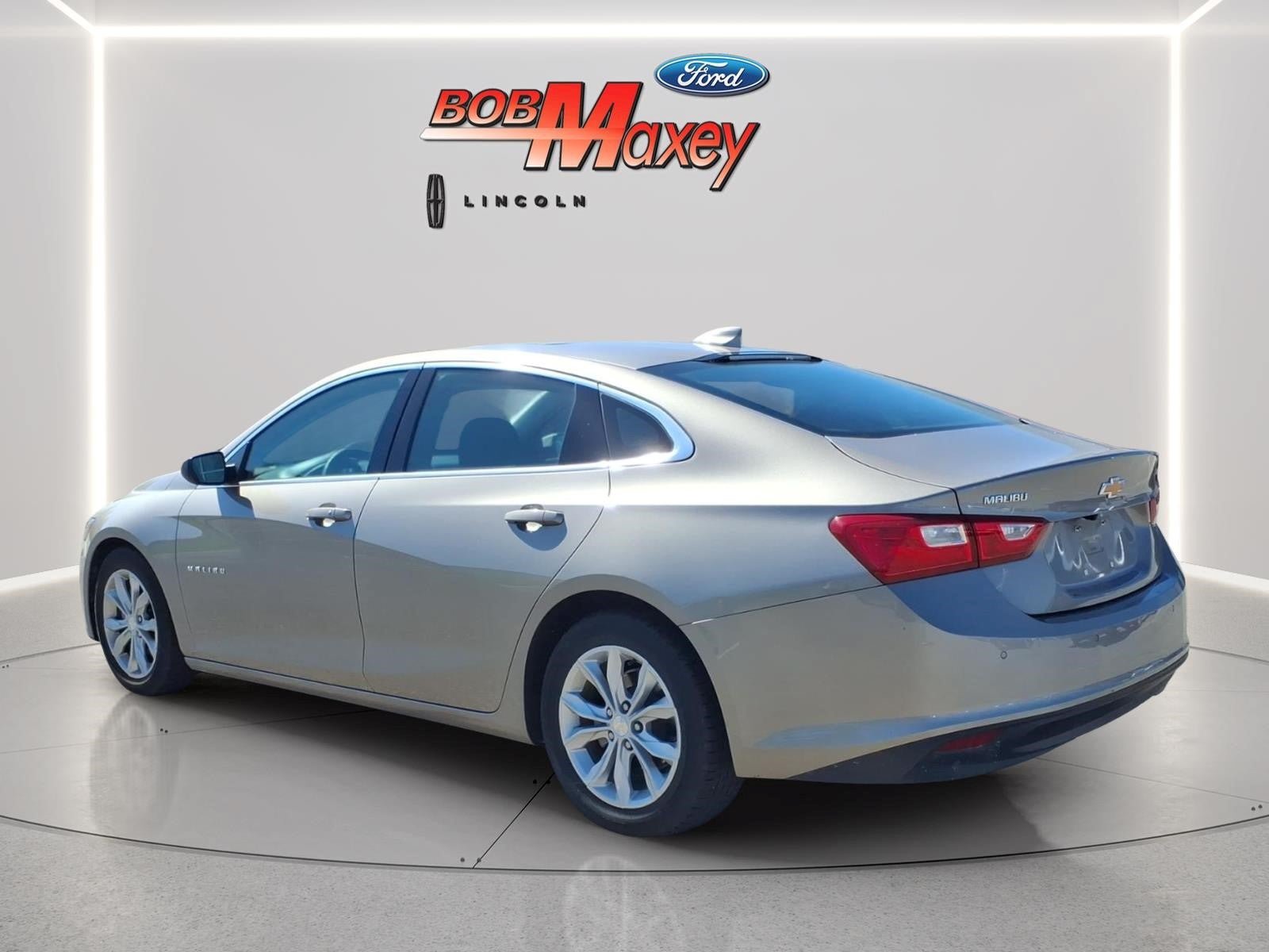 Used 2024 Chevrolet Malibu LT FWD image 7