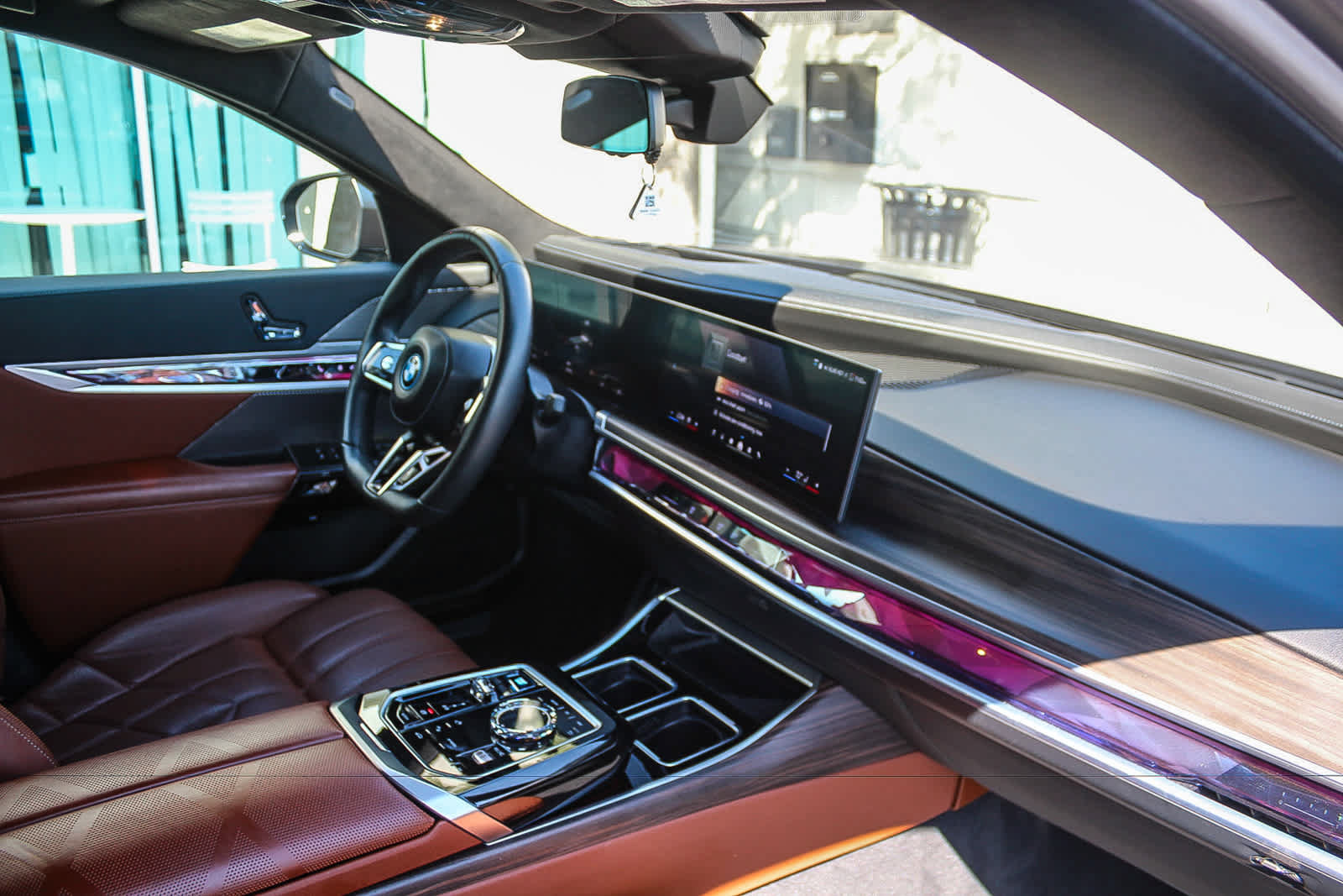 Used 2023 BMW i7 xDrive60 AWD/4WD image 15