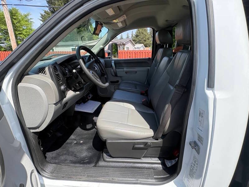 Used 2013 GMC Sierra 3500 W/T RWD image 19