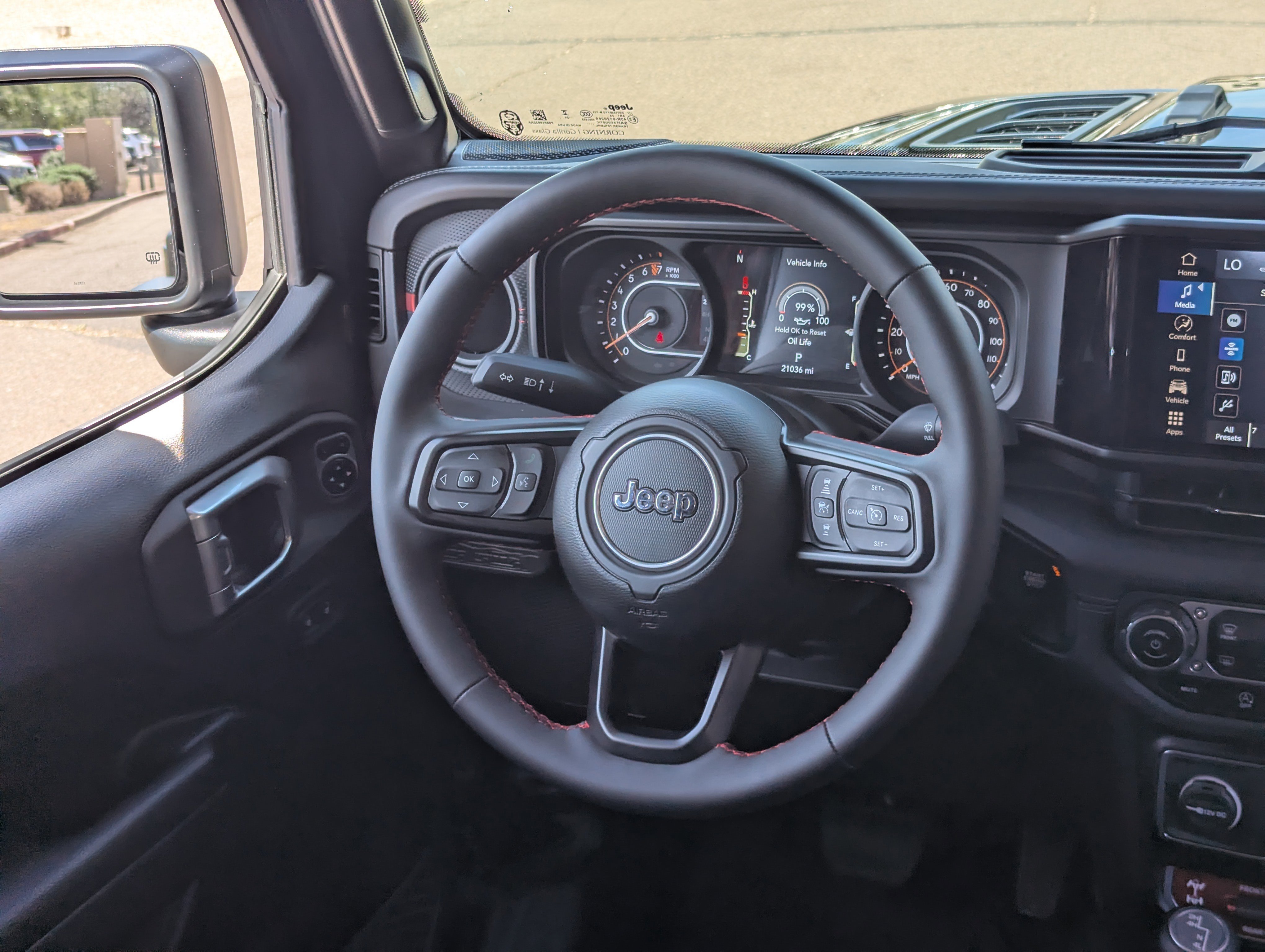 Used 2024 Jeep Gladiator Rubicon w/ Convenience Group image 14