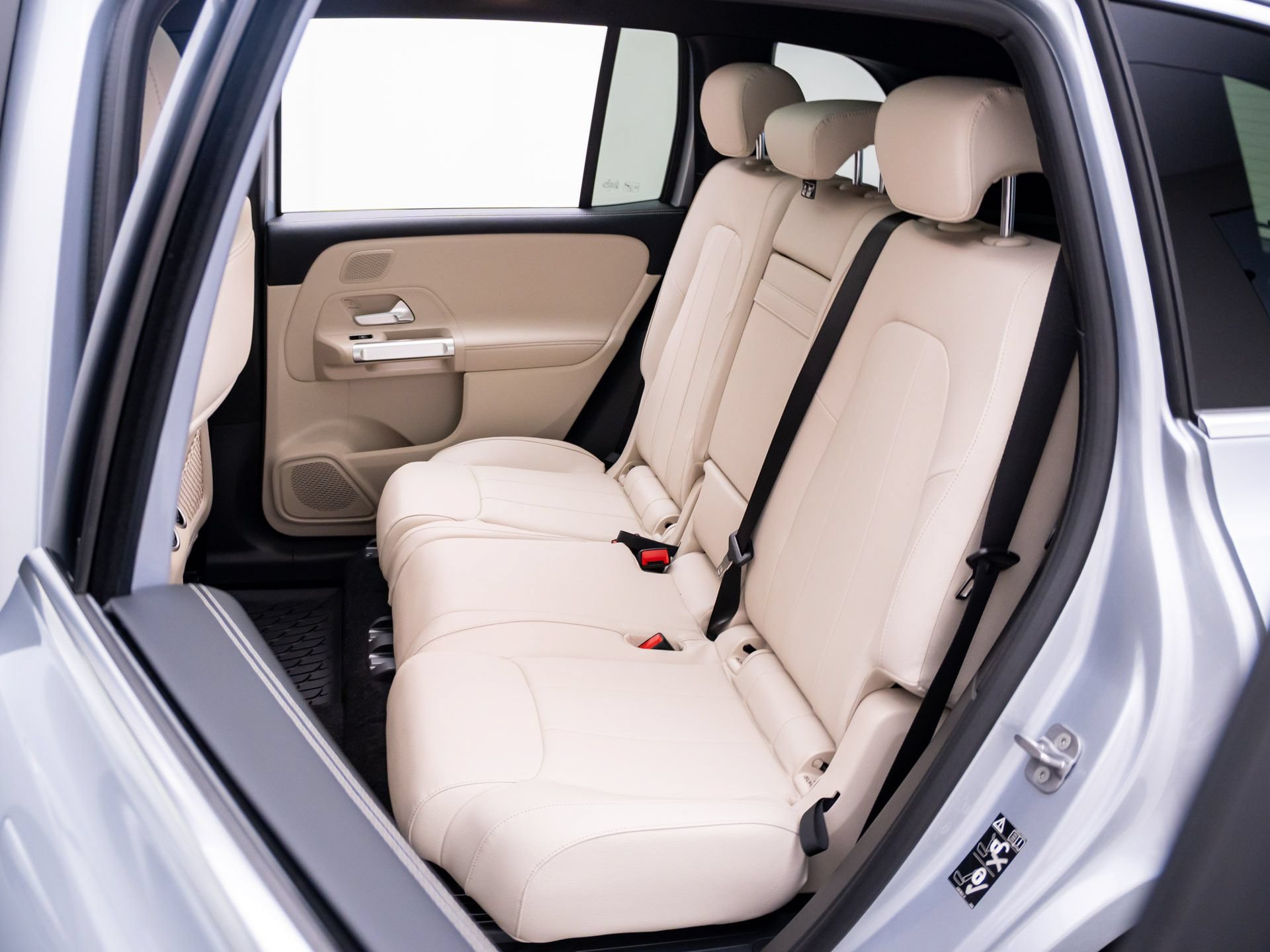 New 2026 Mercedes-Benz GLB 250 4MATIC image 19