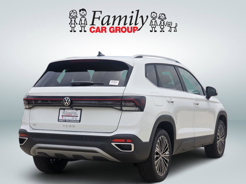 New 2026 Volkswagen Taos SE FWD image 4
